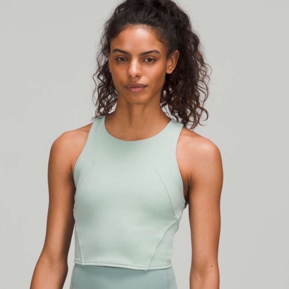 Lululemon Invigorate Training Tank Top Cropped Racerback Silver Blue Size 2